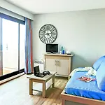 Pierre & Les Balcons De 아파트호텔 콜리우르
