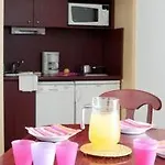 Pierre & Les Balcons De Lejlighedshotel 3*