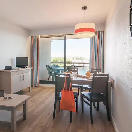 レジデンス ピエール＆バカンス レ バルコン ドゥ コリウール