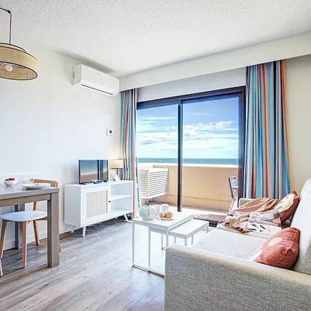 アパートホテル レジデンス ピエール＆バカンス レ バルコン ドゥ 3*