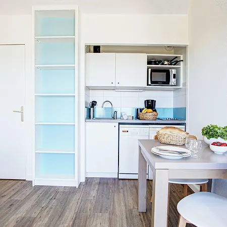 アパートホテル レジデンス ピエール＆バカンス レ バルコン ドゥ