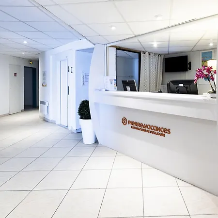 レジデンス ピエール＆バカンス レ バルコン ドゥ アパートホテル コリウール