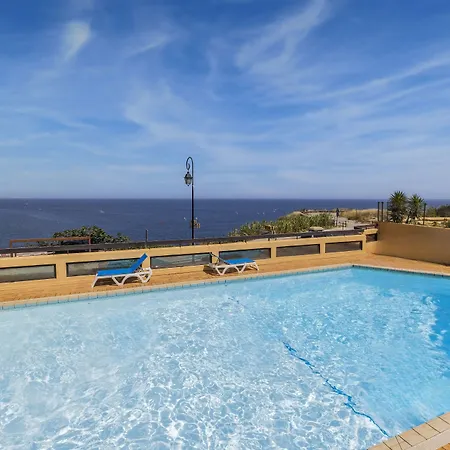 レジデンス ピエール＆バカンス レ バルコン ドゥ 3* コリウール