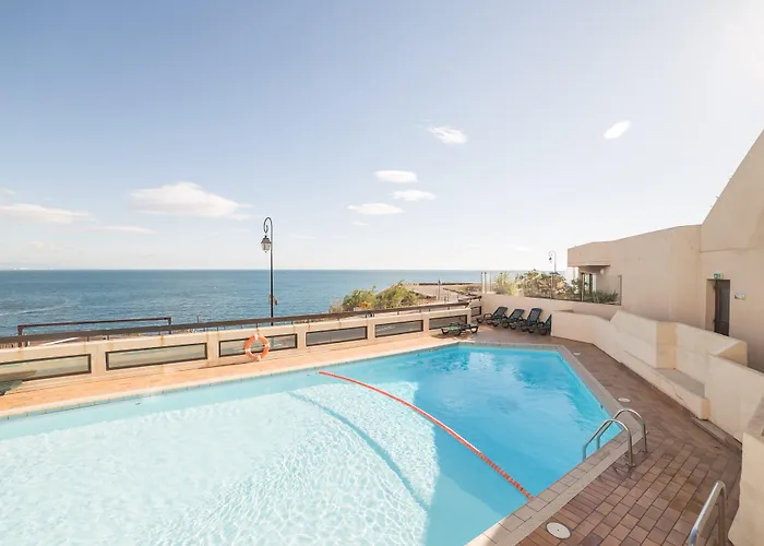 Ξενοδοχείο με διαμερίσματα Pierre & Les Balcons De 3*